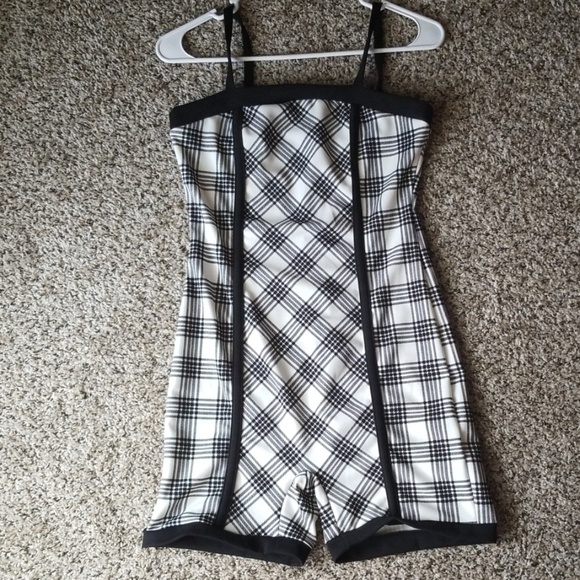 Fashion Nova Pants - Fashion Nova Plaid The Game Romper - White/combo